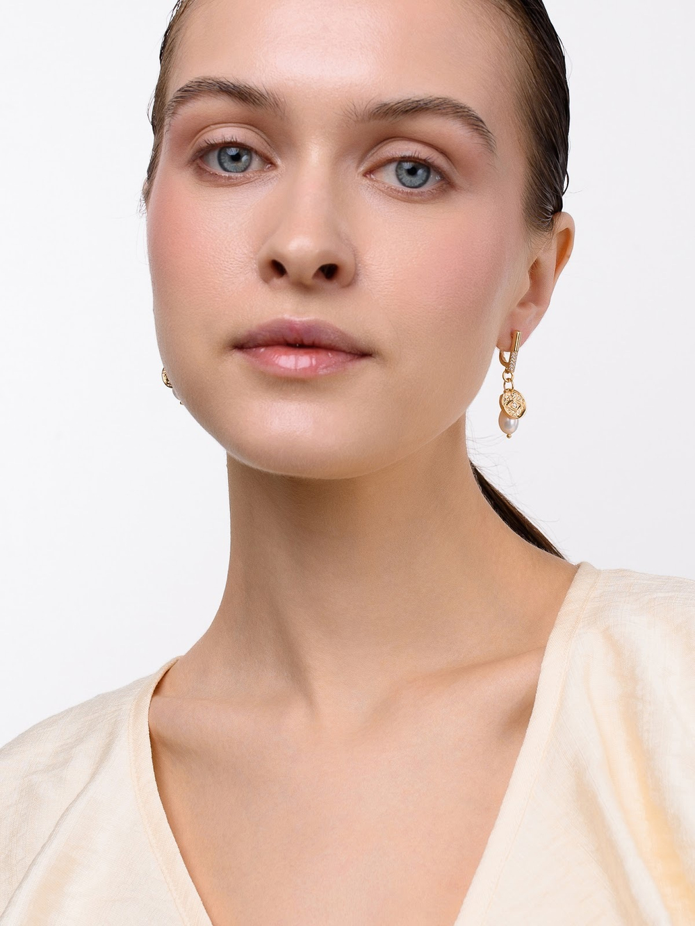 Серьги "Eye royal" Gold