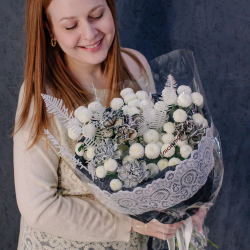 115. Кружевной черно-белый букет