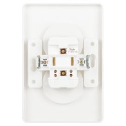 Розетка Intro Style 7-204-01 двойная без заземления 2х2P 16А-250В IP20 СУ белый