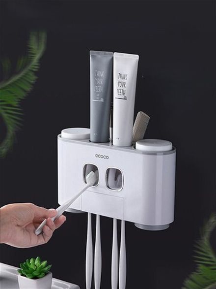Дозатор для зубной пасты и держатель для щеток