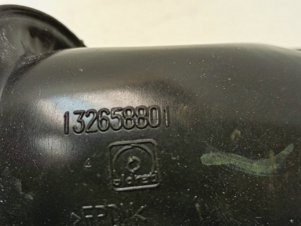 LS60840L кт54 Заливной патрубок для стиральной машины AEG 132658801 б/у