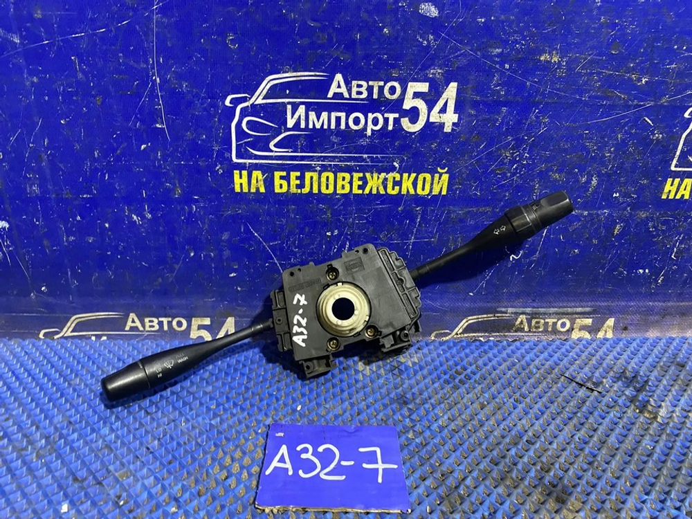 Переключатель подрулевой NISSAN CEFIRO 1995
