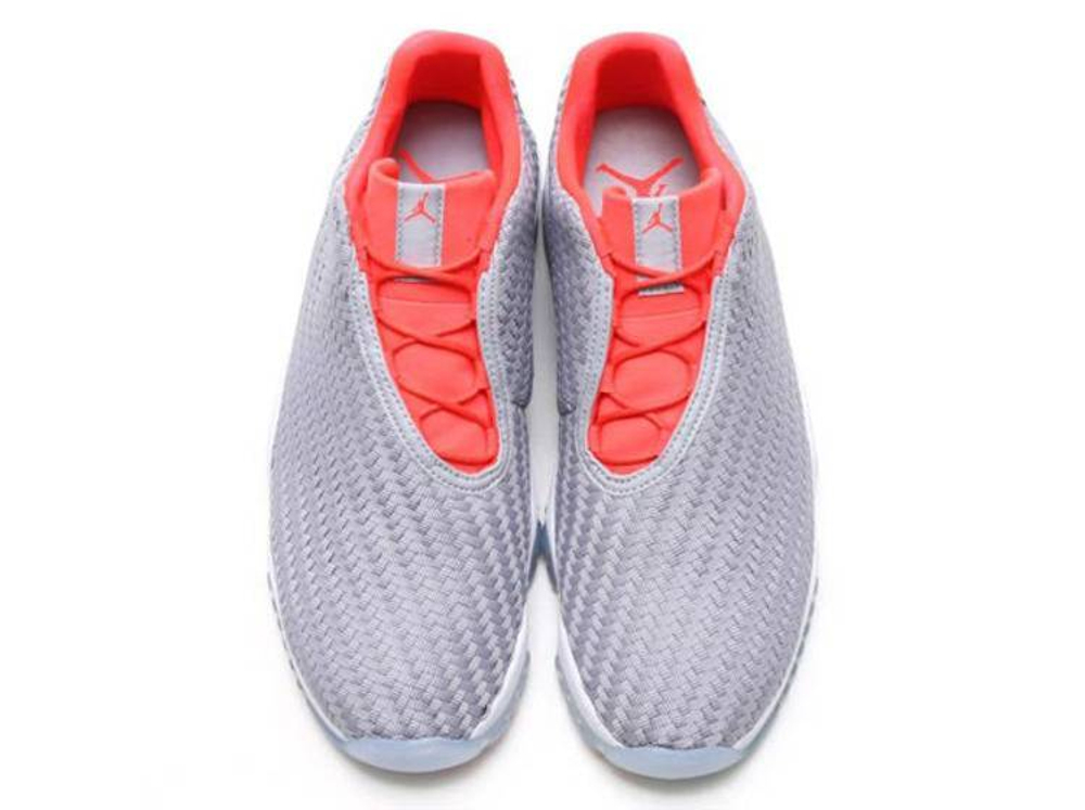 Кроссовки Jordan Future Low 'Wolf Grey Infrared'