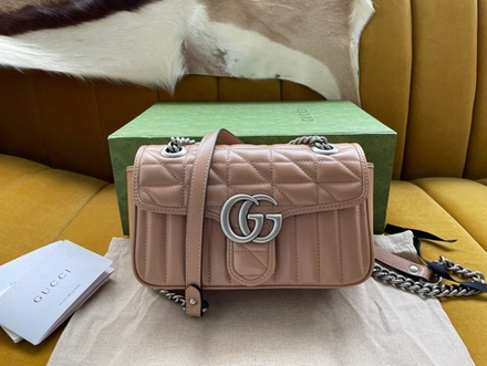 Gucci Marmont 22 cm