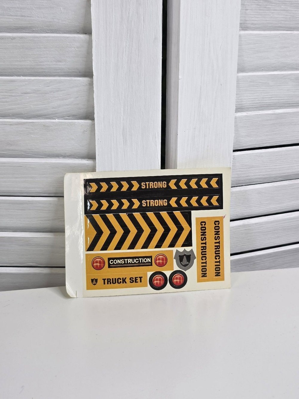 Игрушка Трактор-конструктор с отверткой в коробке (200246316)