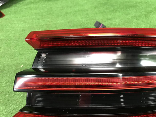 Фонарь правый внешний Porsche Macan 95b (14-18)