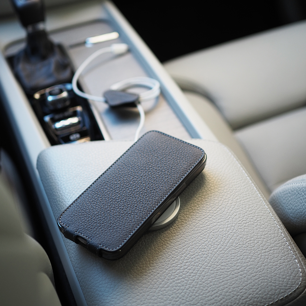 Кожаный чехол для iPhone 16 Pro Max, теленок черного цвета