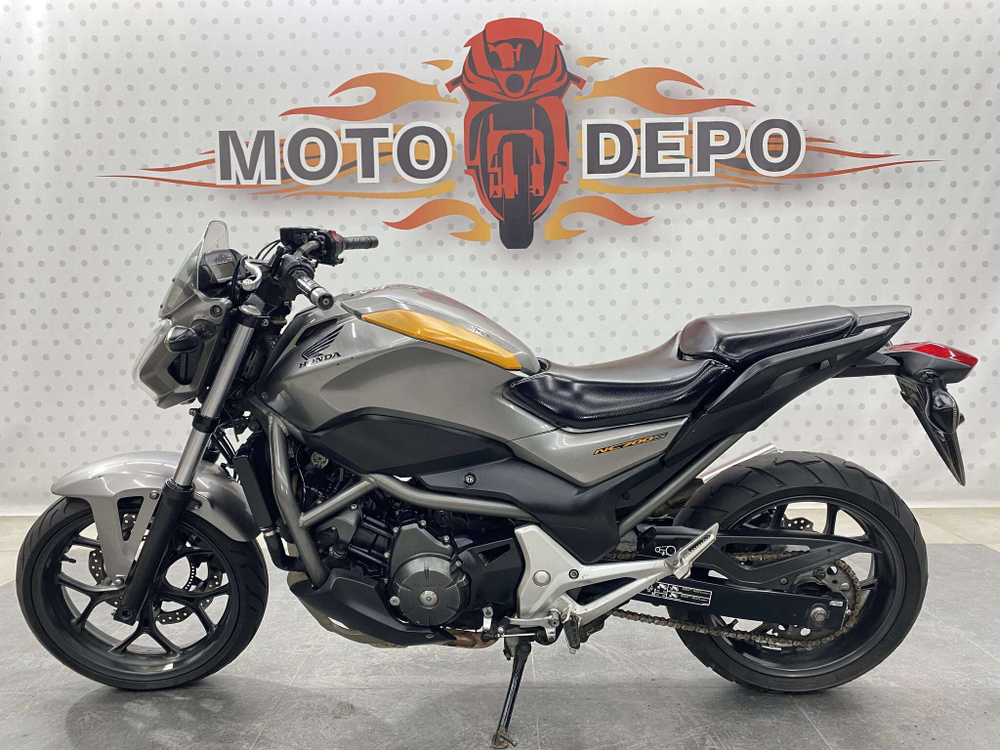 Honda NC700S , 2012