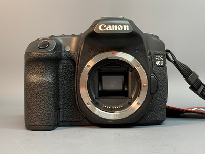 Canon EOS 40D 2.700 кадров