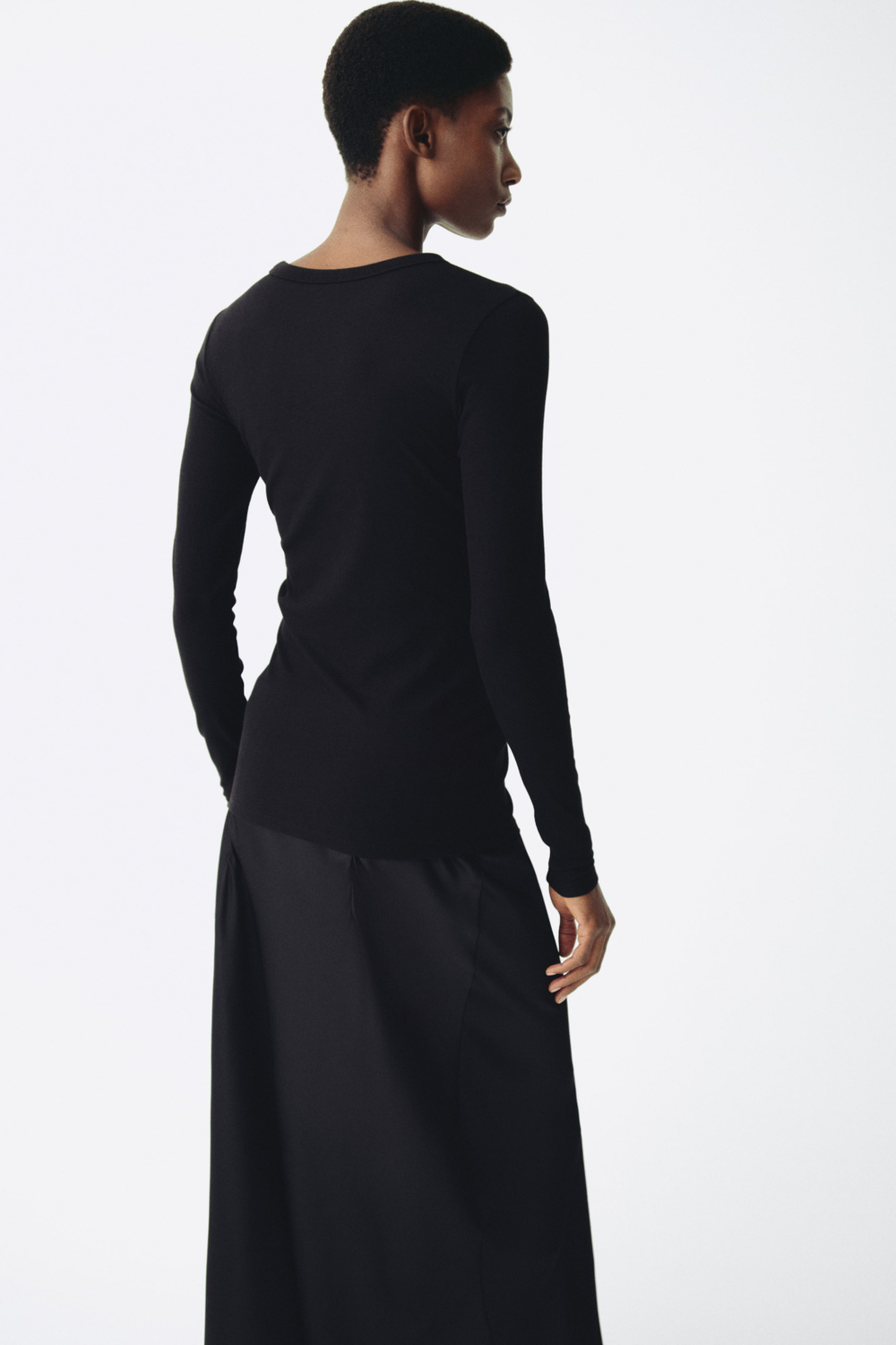 H&M Трикотажная футболка в рубчик для беременных, черный