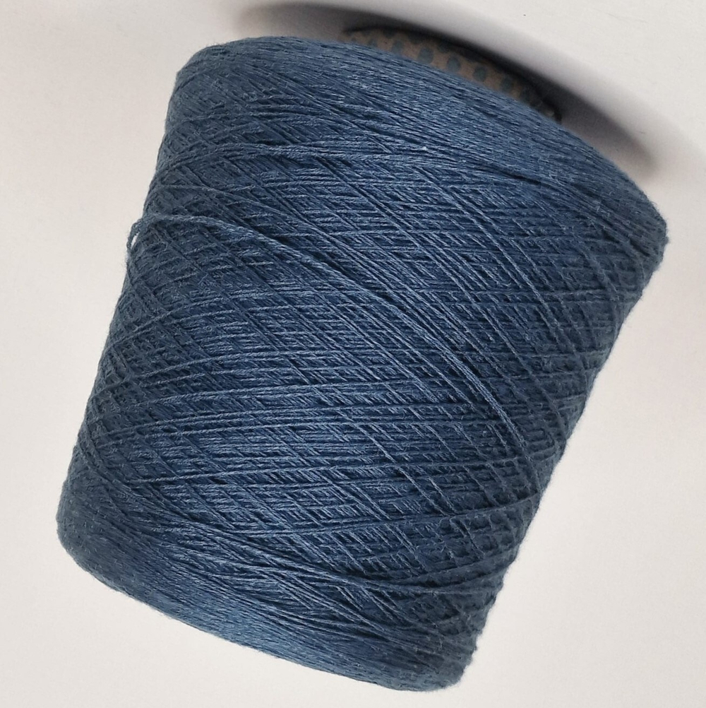 Biagiolli Modesto, Кашемир 80%, шелк 20%, 700 м в 100 г, лазурный