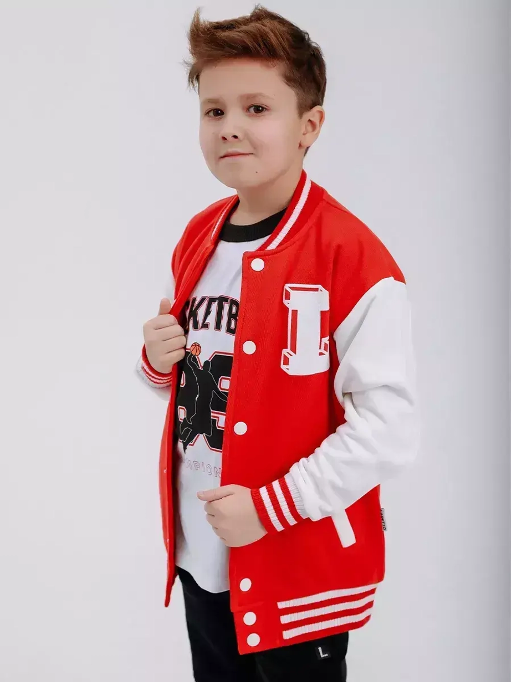 Красный бомбер для школы и сада