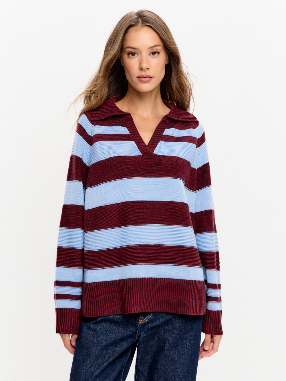 Свитер поло с V-образным вырезом