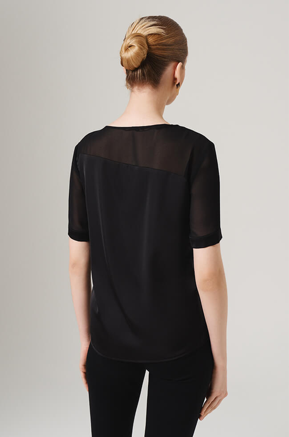 23098 Блузка женская (черный)