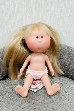 УЦЕНКА Кукла Nines виниловая 23см Little Mia без одежды (3199W1A)