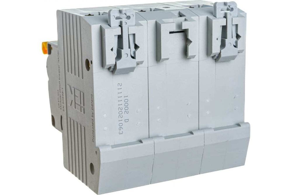 Автоматический выключатель ВА47-100 3Р 63А 10кА D IEK