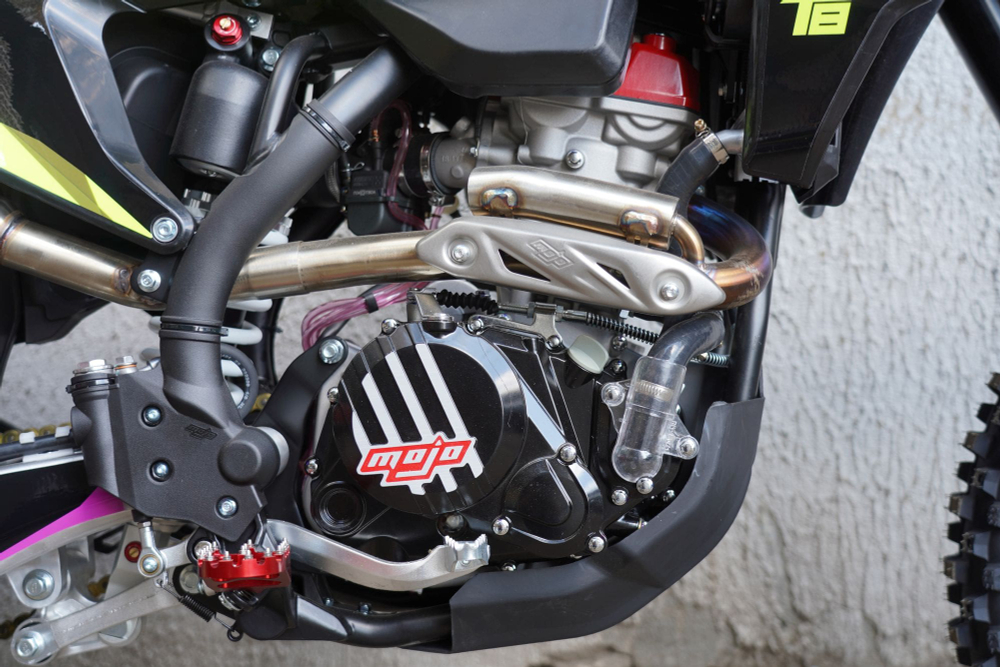 Мотоцикл BSE T8 Sport ENDURO