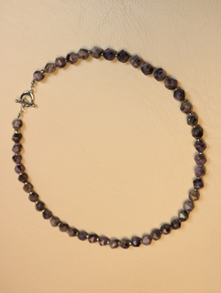 Чокер из чароита "Фиолетово-черный"