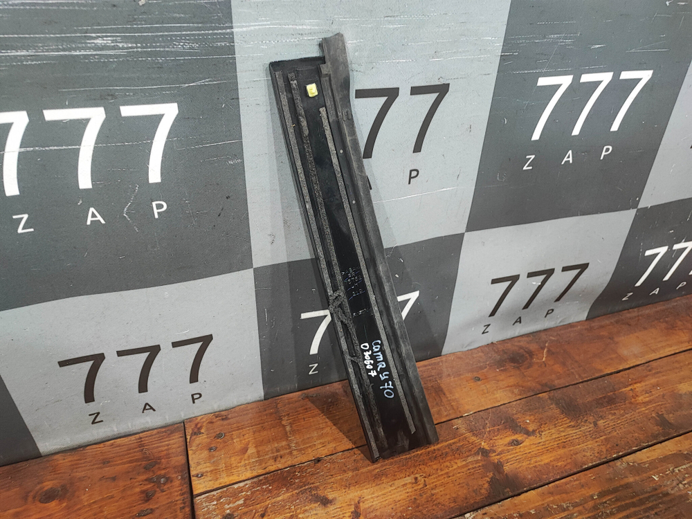 Накладка стойки двери задней левой Toyota Camry (XV70) 17-нв Б/У Оригинал 75762219