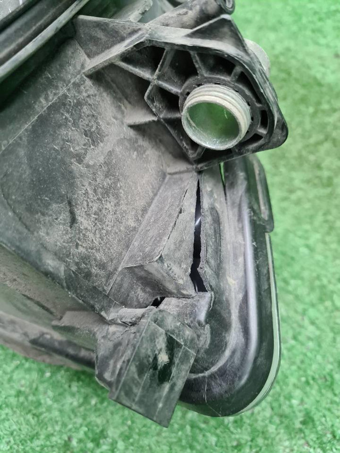 Битая Фара левая Mercedes GLK x204 (12-15) ксенон