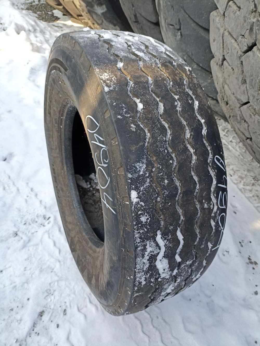 385/65R22.5 Kama NT201 шина б/у