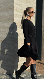 Платье с юбкой плиссе