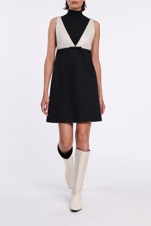 Платье с пайетками