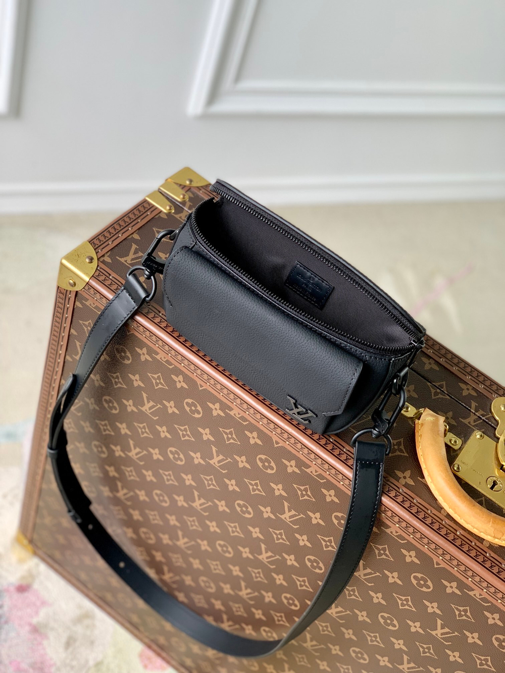 Louis Vuitton Pilot Wearable Wallet