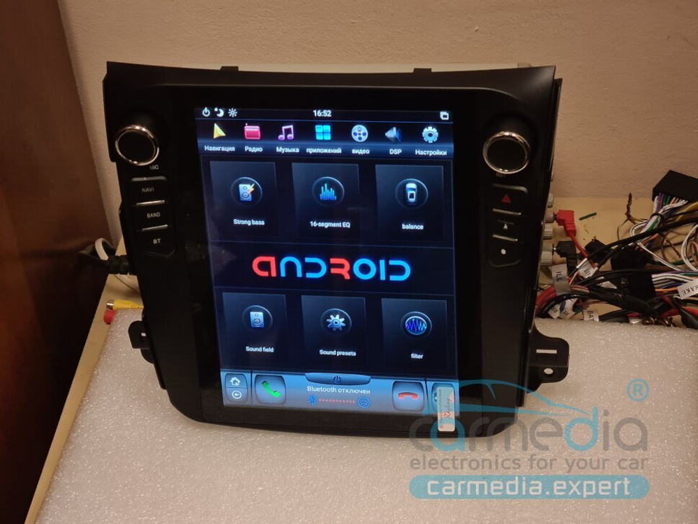 Магнитола для Mitsubishi Outlander 2/XL (CW), Peugeot 4007, Citroen C-Crosser (Rockford) - Carmedia ZF-1106-Q6 вертикальный экран 10.4" в стиле "Тесла" на Android 11, Snapdragon, 8/128Гб, CarPlay, 4G SIM-слот