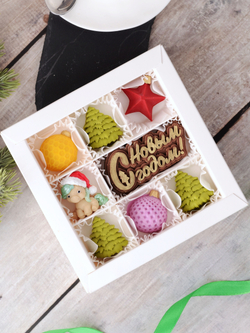 Шоколадный подарок "С Новым Годом" с лошадкой #1 / Конфеты ручной работы