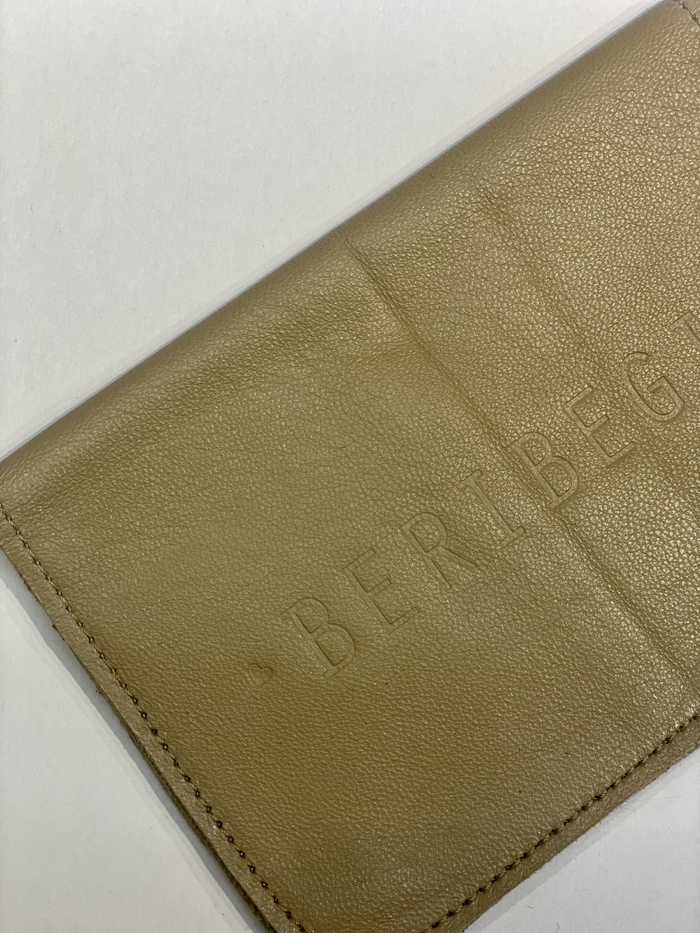 Обложка для паспорта фисташковая