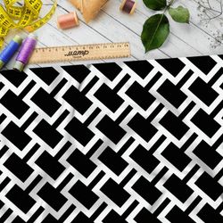 Ткань габардин крупный чёрно-белый узор