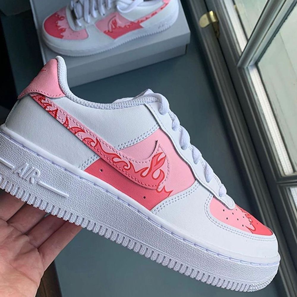 Nike Air Force 1 07 // Pink Fire