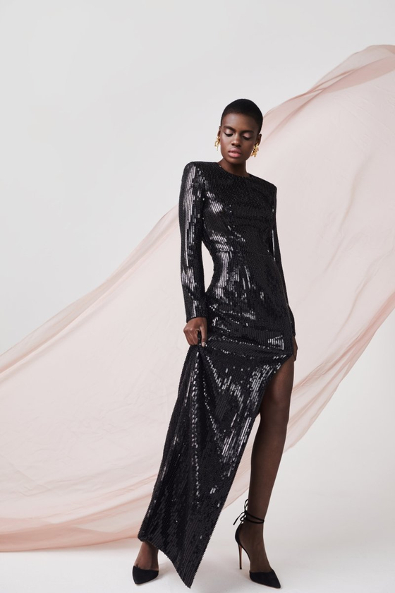 Платье макси из пайеток с открытой спиной