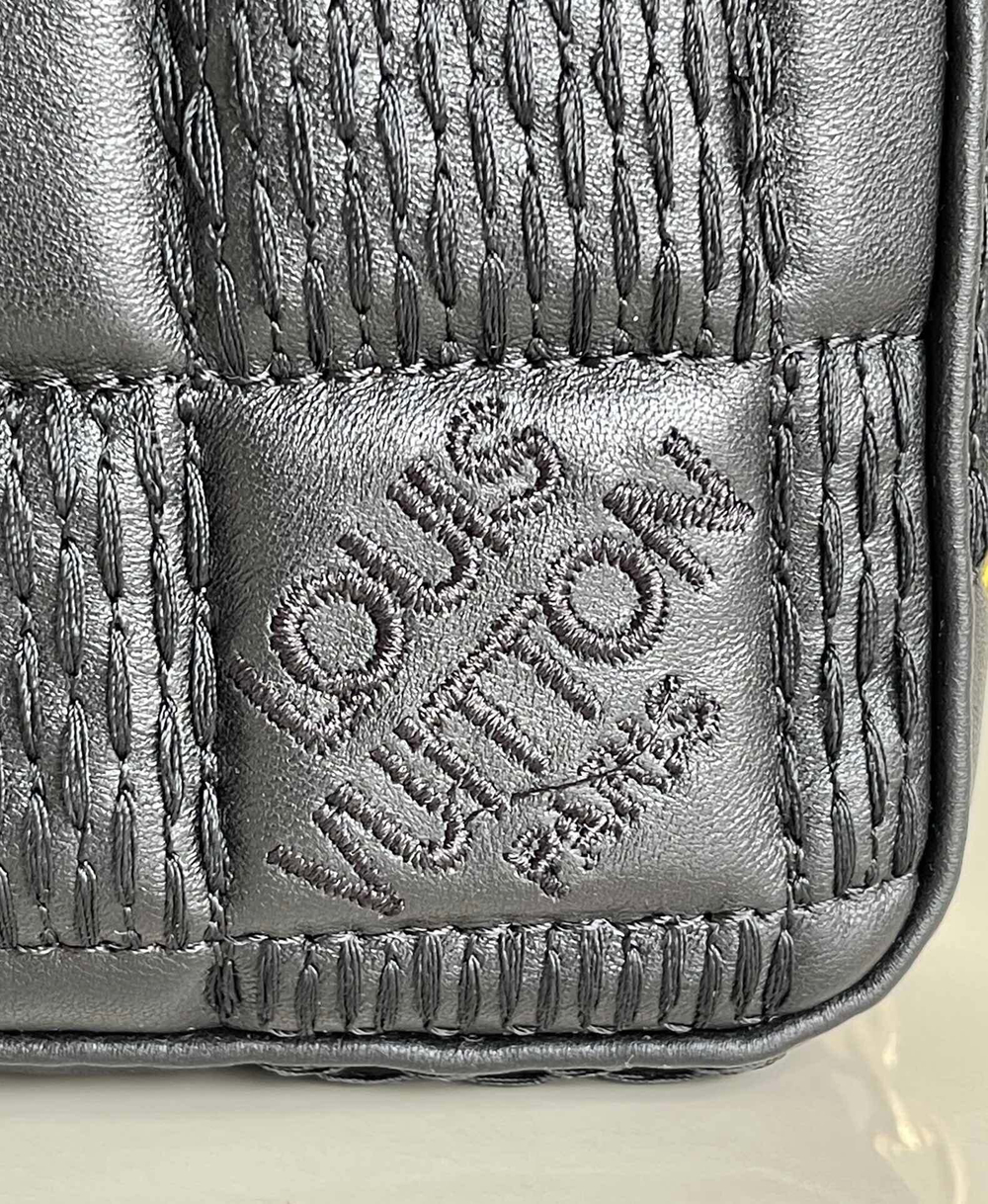 Louis Vuitton Troca PM