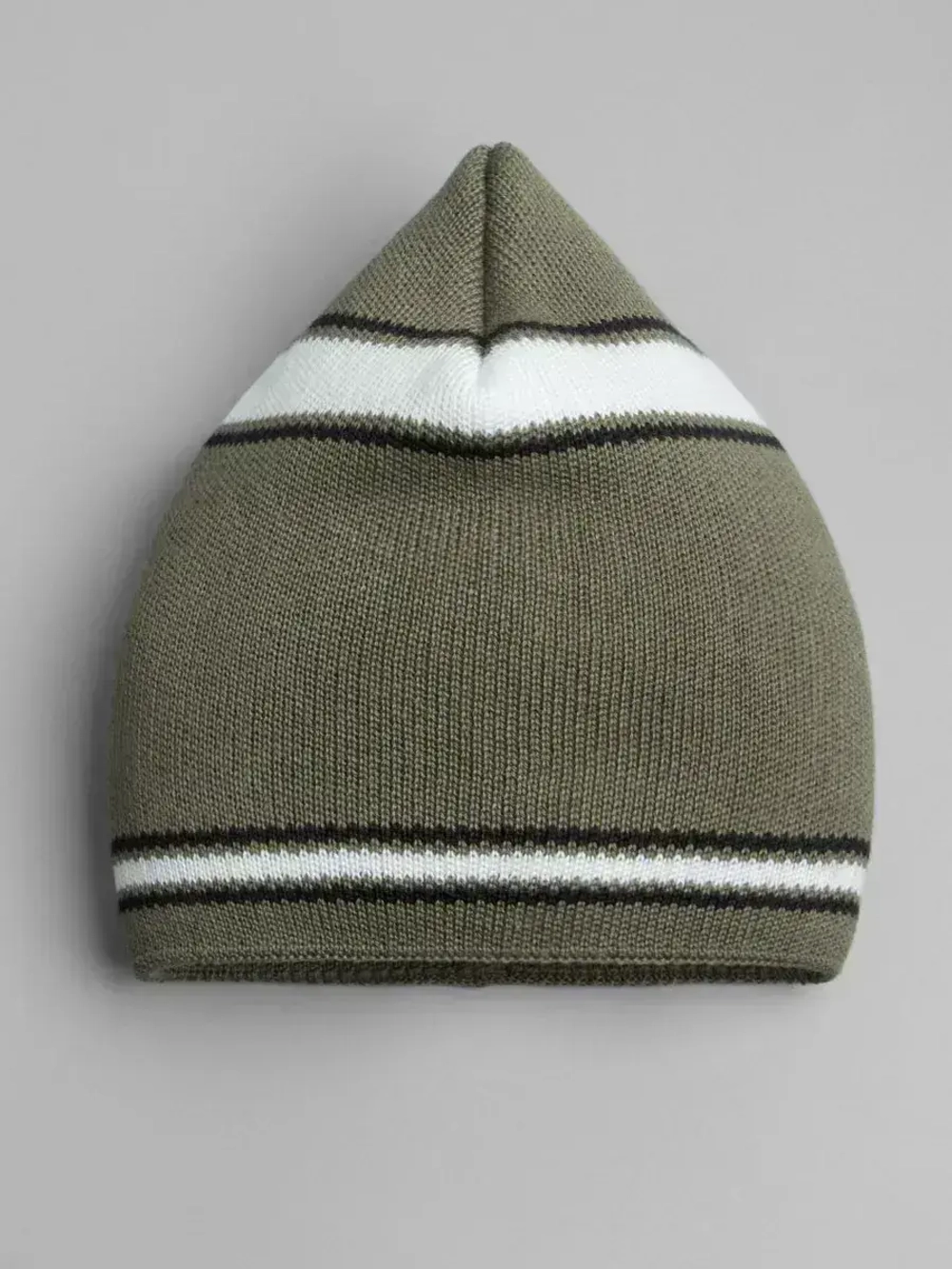 Шапка для детей и подростков на весну