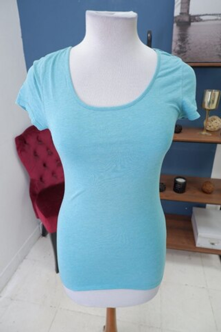 Футболка H&M базовая 42-44 размер