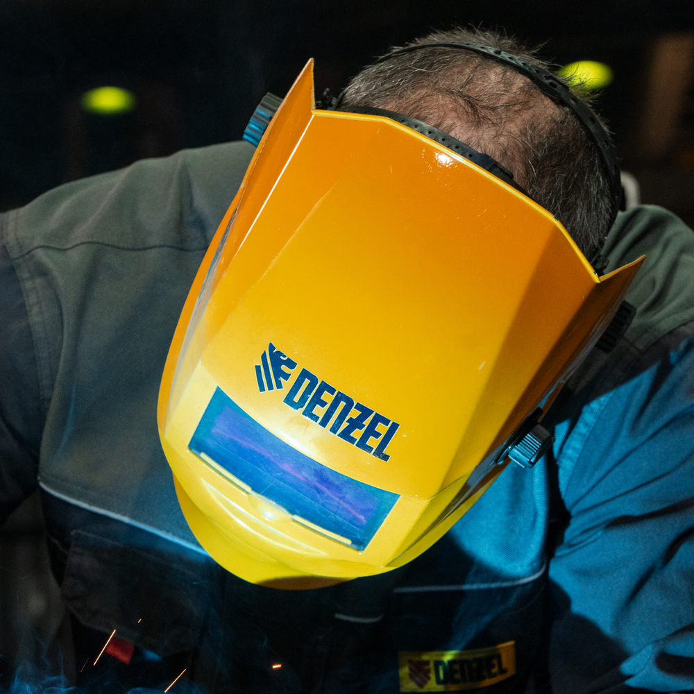 Щиток защитный лицевой (маска сварщика) F6, см. окно 93х43, Real Color, DIN4/5-8/9-13// Denzel