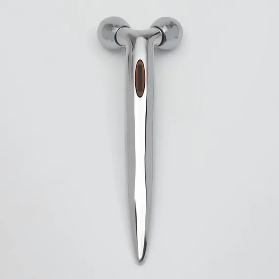 Массажёр для лица и зоны декольте, 2 шара, 14,3 × 4,5 см, цвет серебристый