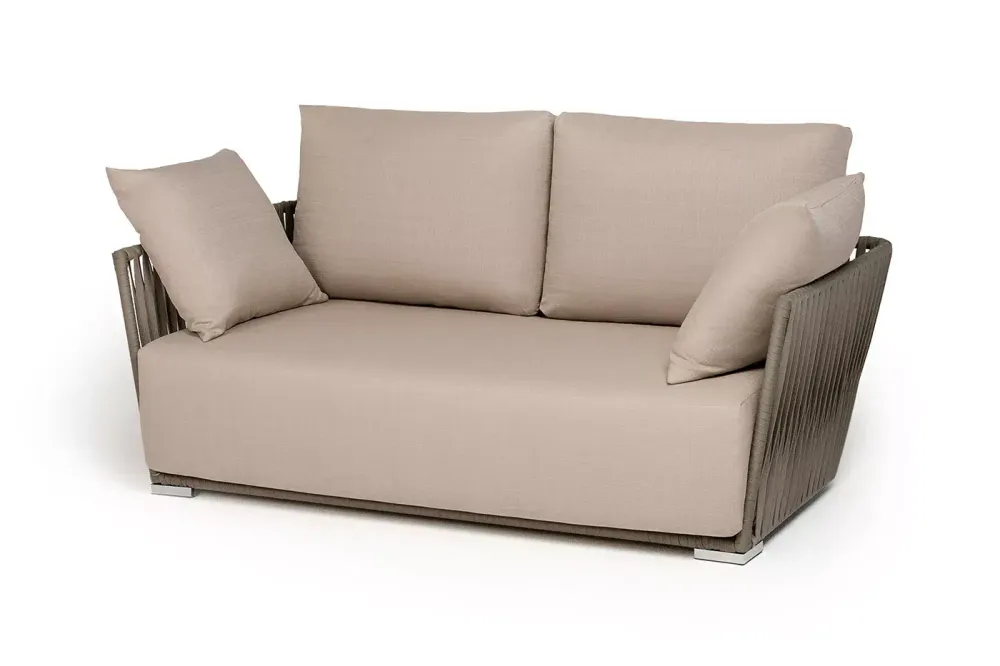 "Форли" диван 2-местный плетеный из роупа, каркас алюминий светло-серый (RAL7035) муар, роуп серо-коричневый 23мм, ткань Mossle бежевая