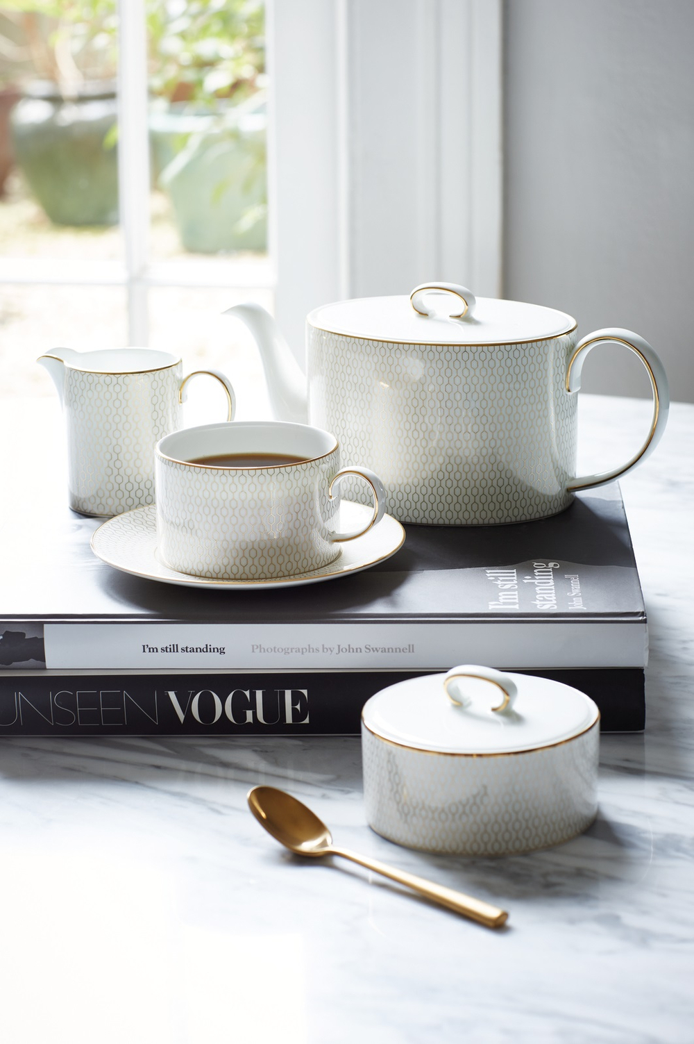 Wedgwood Чашка Gio Gold 80 мл с блюдцем для эспрессо 1058007