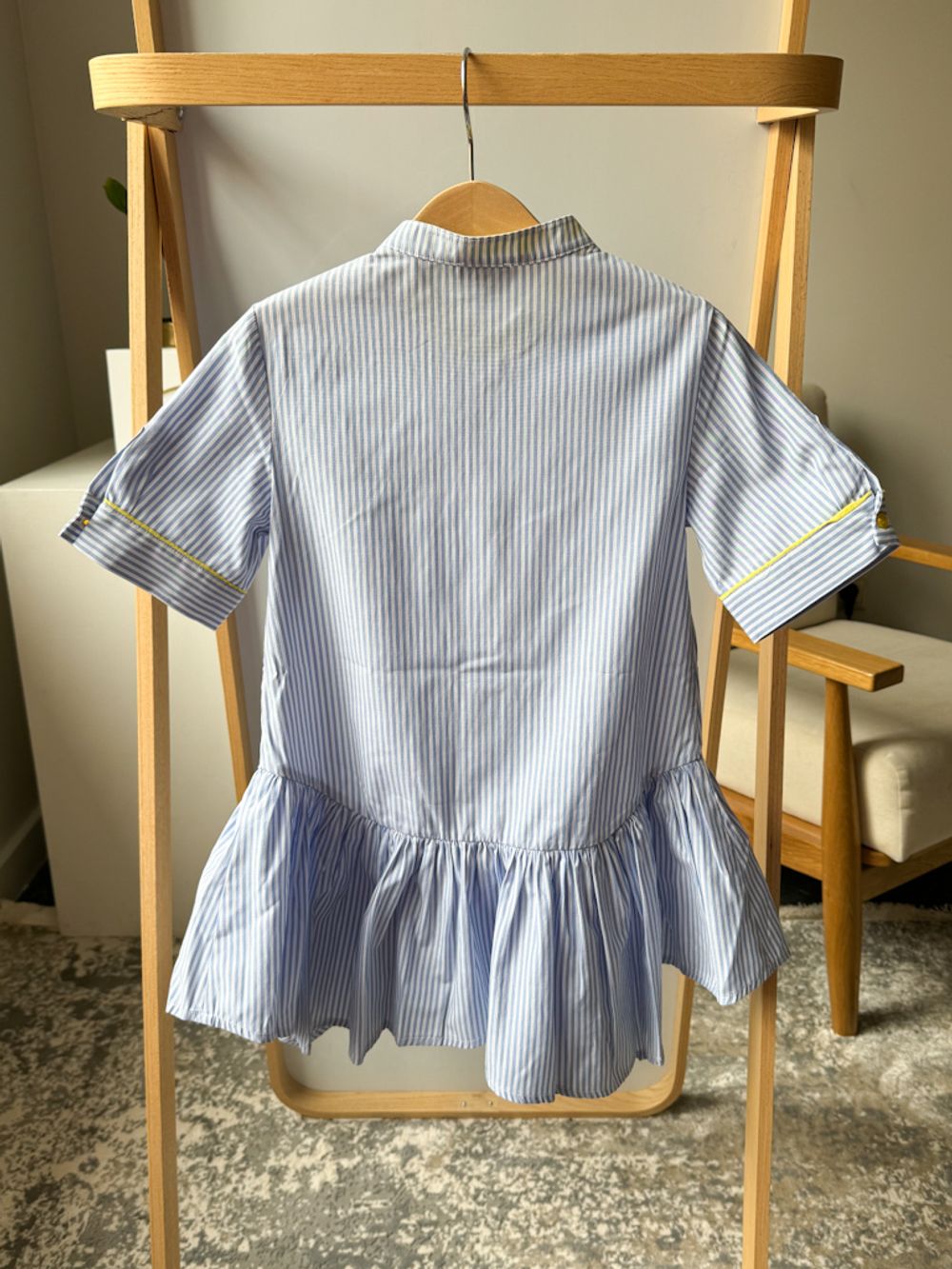 Новое платье Armani Junior, 116