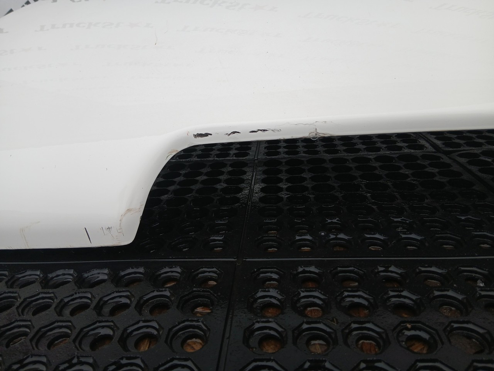 Спойлер кабины верхний 2018г.