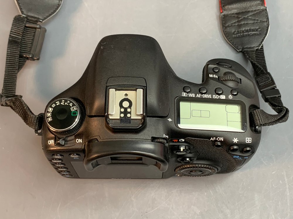 Canon EOS 7D 42.000 кадров