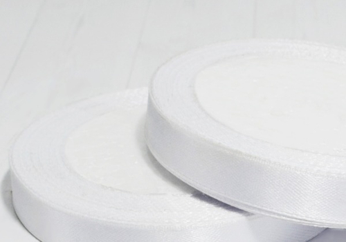 Лента атласная 1,2см х 22м "белая" (№01) 1 шт