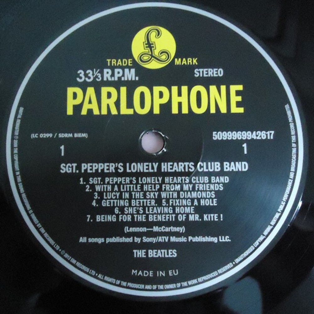 The Beatles / Sgt. Pepper's Lonely Hearts Club Band (LP)