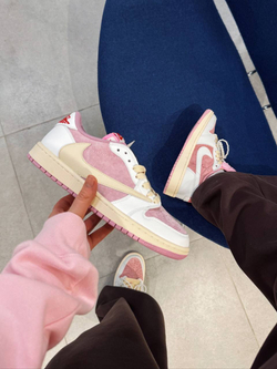 Кроссовки NIKE AIR JORDAN