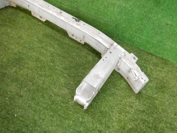 Усилитель передний BMW X7 G07 (2019-н.в.)