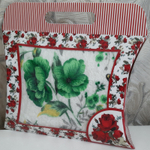 Полотенце махровое, 35*75 см, Китай, в подарочной упаковке.