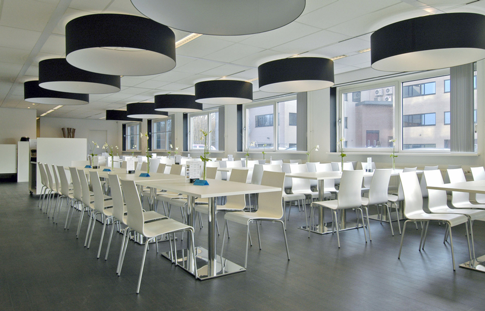 Стул пластиковый Papatya Icon-S, хромированный, слоновая кость